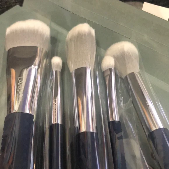 New ✨ Laruce Beauty 5 piece Makeup Brush Set - Picture 4 of 9